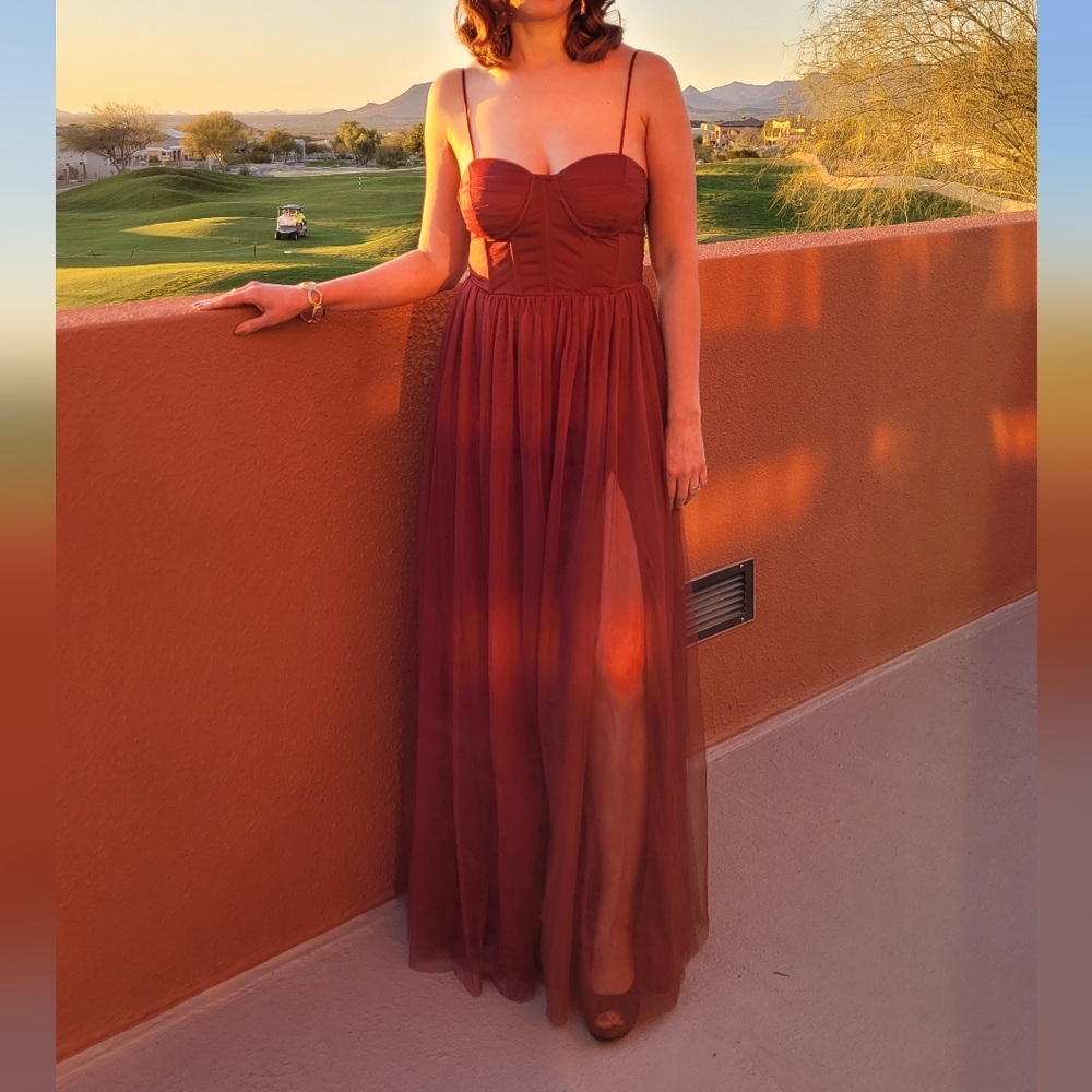 Windsor Elegant Burgundy Evening Long Maxi Prom Dress Small